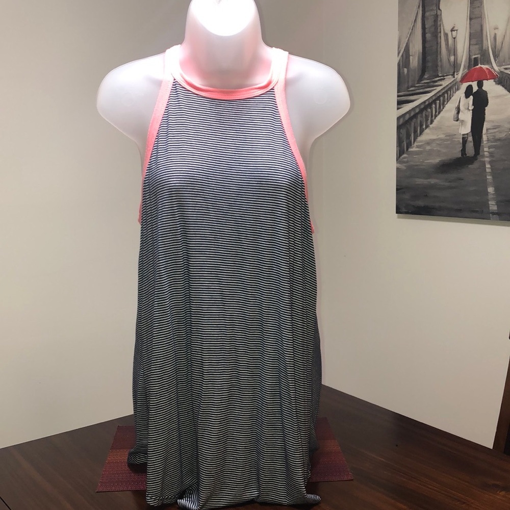 Women’s Razorback tank